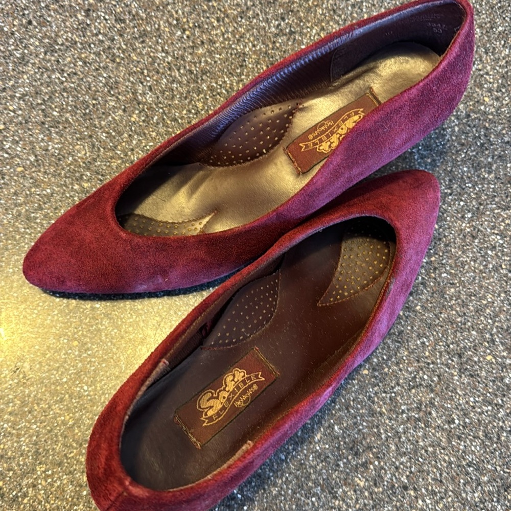 Maroon suede heels